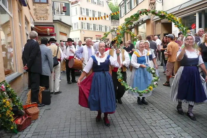 Marché "Ombro-Provençal" à Tübingen - Aix Jumelages