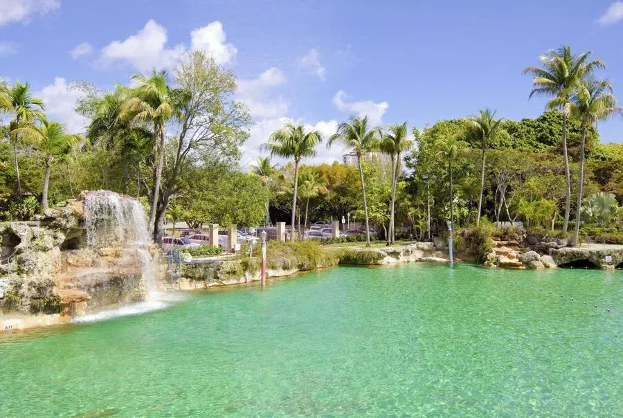 Venetial Pool à Coral Gables - Aix Jumelages